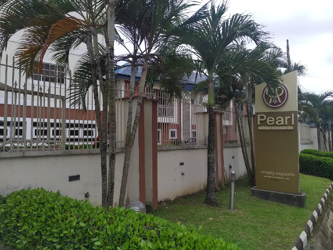Pearls Suite Hotel, Calabar exterior view