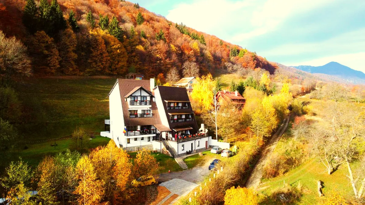 Pensiunea Ursuleț Bran, Bran exterior view