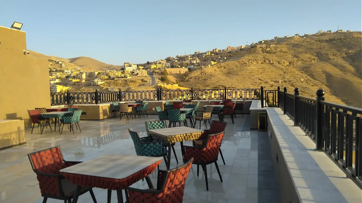 Petra Moon Luxury Hotel, Petra exterior view