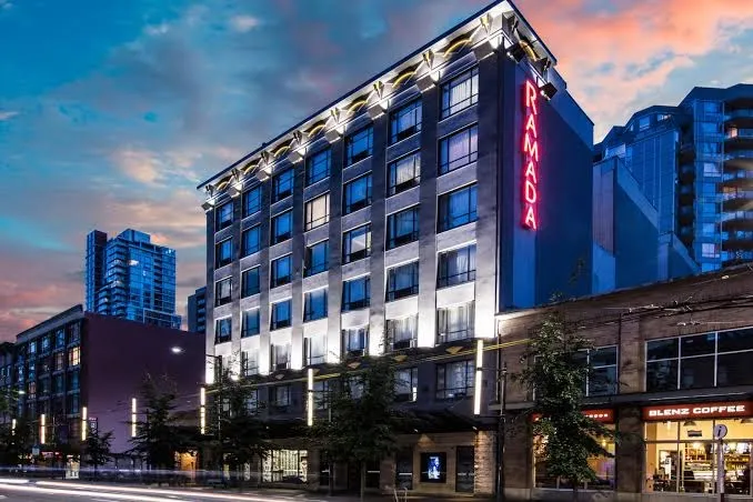 Quality Inn & Suites Downtown Vancouver, Vancouver exterior view