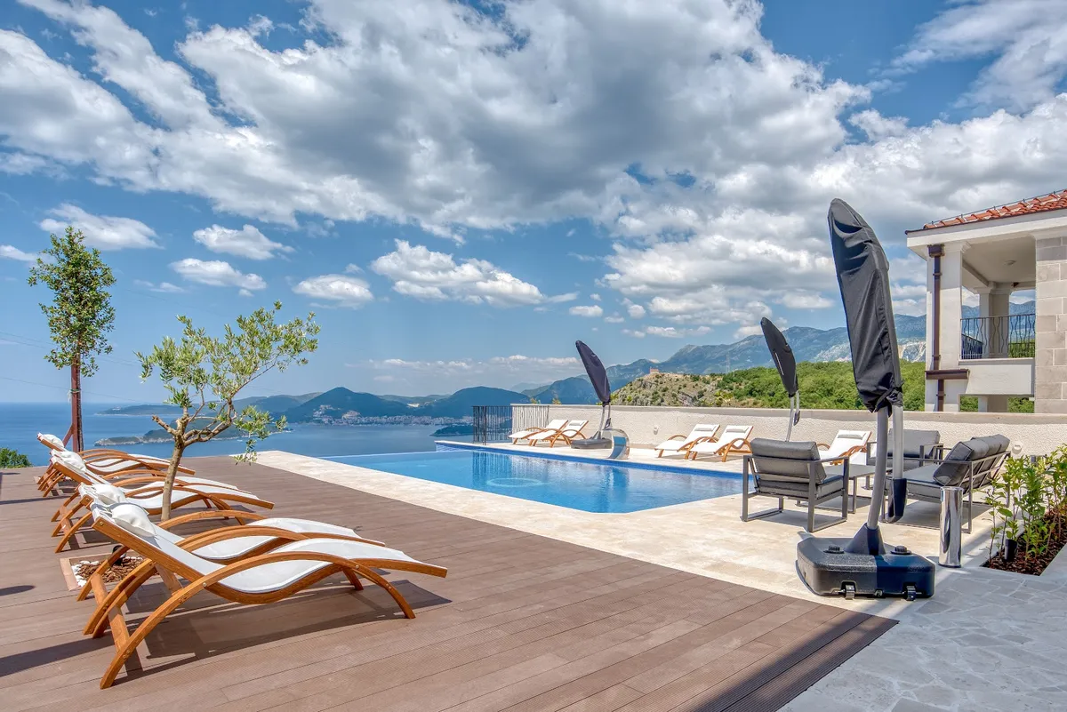 Quercus Residences, Sveti Stefan exterior view