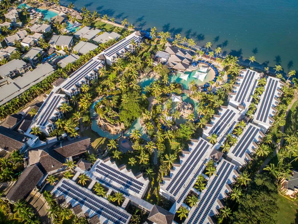 Radisson Blu Resort, Fiji Denarau Island, Denarau Island exterior view