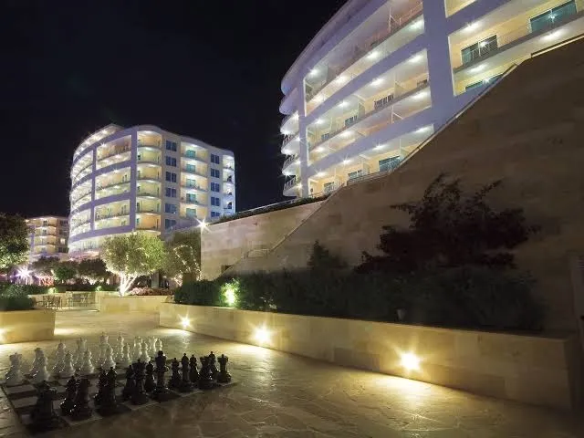 Radisson Blu Resort & Spa, Malta Golden Sands, Mellieha exterior view