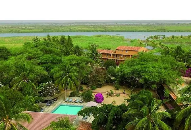 Ranch de Bango, Saint Louis exterior view