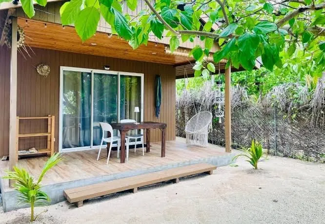 Rangiroa Beach House - One-Bedroom House, Rangiroa exterior view