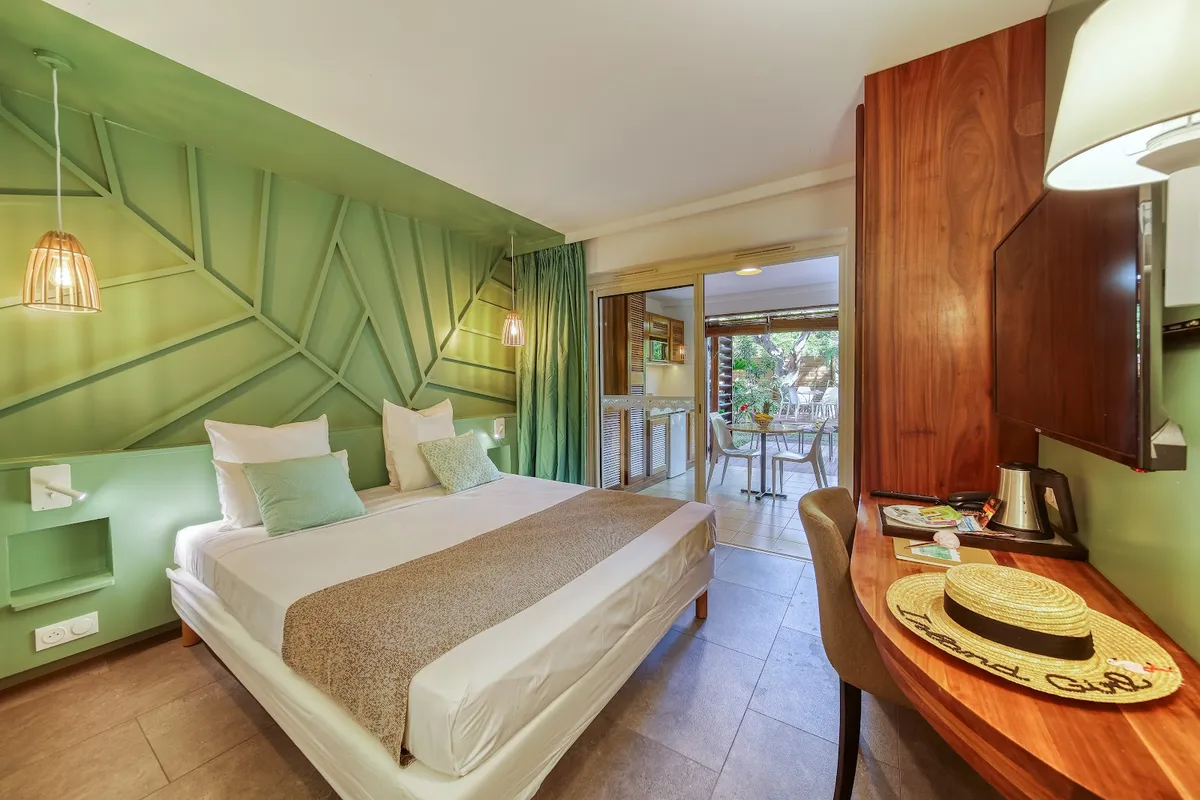 Residence Tropic Appart'Hotel, Saint Gilles exterior view