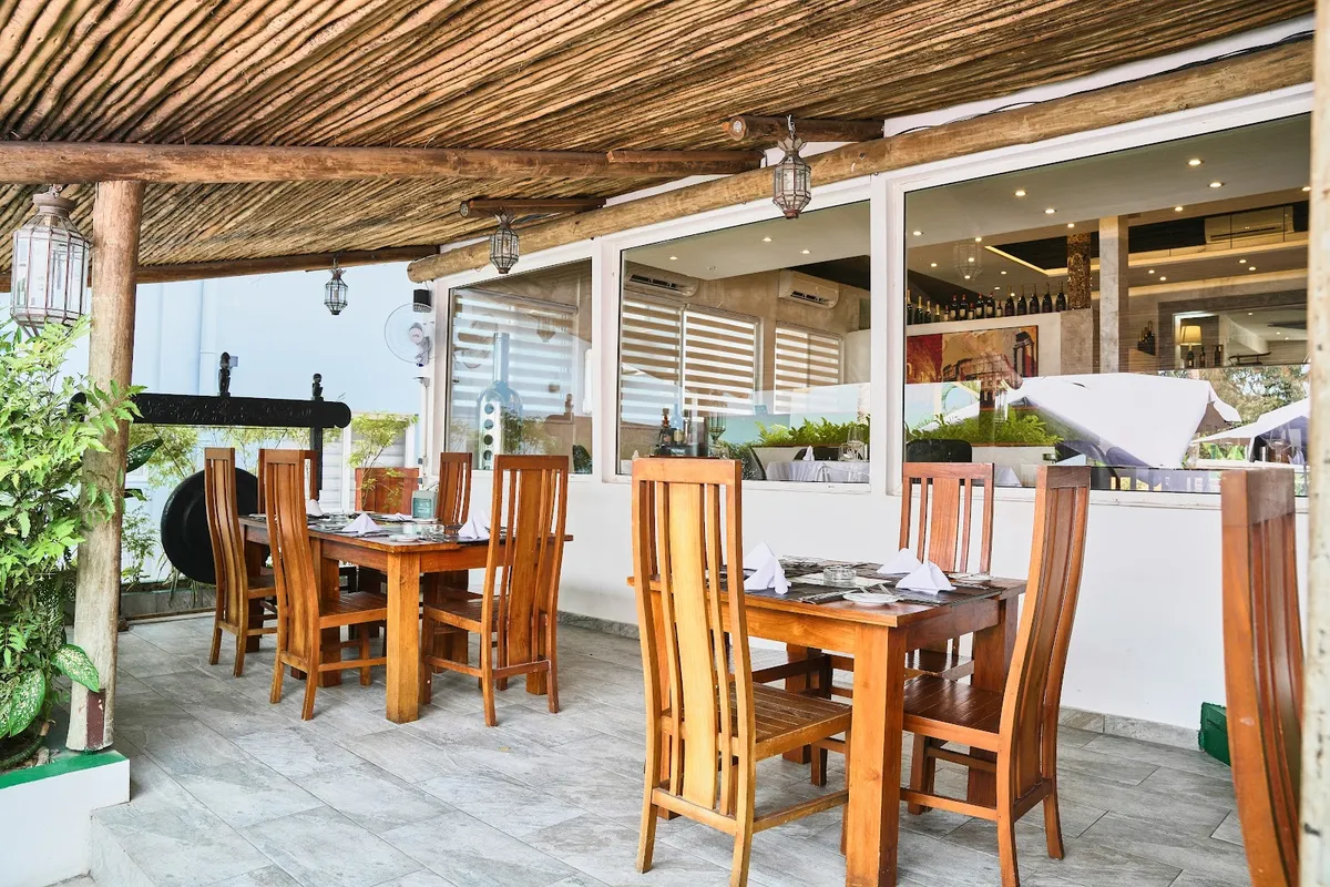Roma Restaurant & Hotel, Libreville exterior view