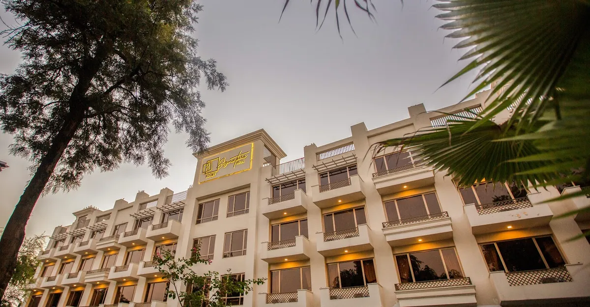 Roomy Signature Hotel, Islamabad exterior view