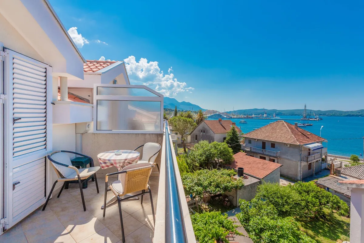 Rosic Apartments Tivat, Tivat exterior view