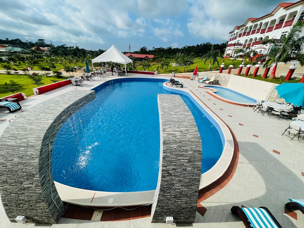 Royal Elmount Hotel, Cape Coast exterior view