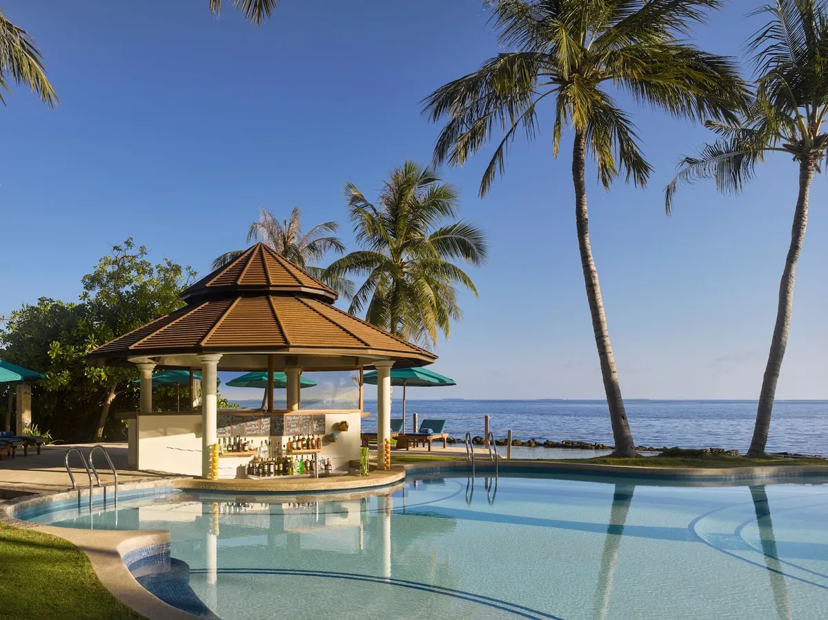 Royal Island Resort & Spa, Baa Atoll exterior view