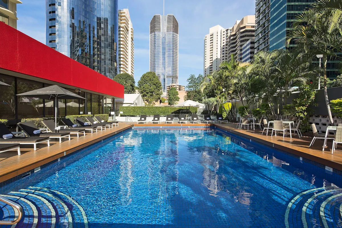 Royal On The Park Brisbane, Brisbane exterior view