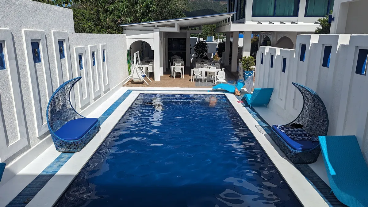 Ruhe Suites Coron, Coron exterior view