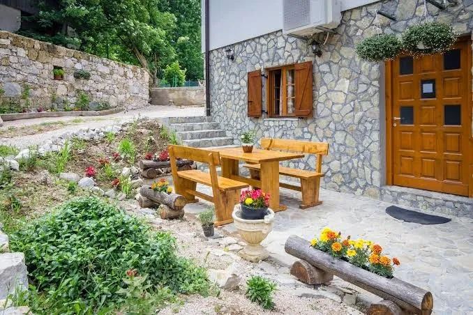 Rustic Lodge Plitvice, Plitvice exterior view