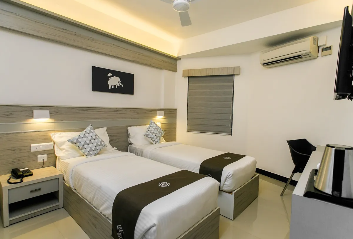 Sapphire Club Metro Hotel, Kochi exterior view