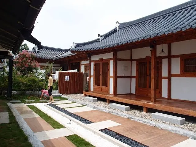 Sarangroo, Jeonju, Jeonju exterior view