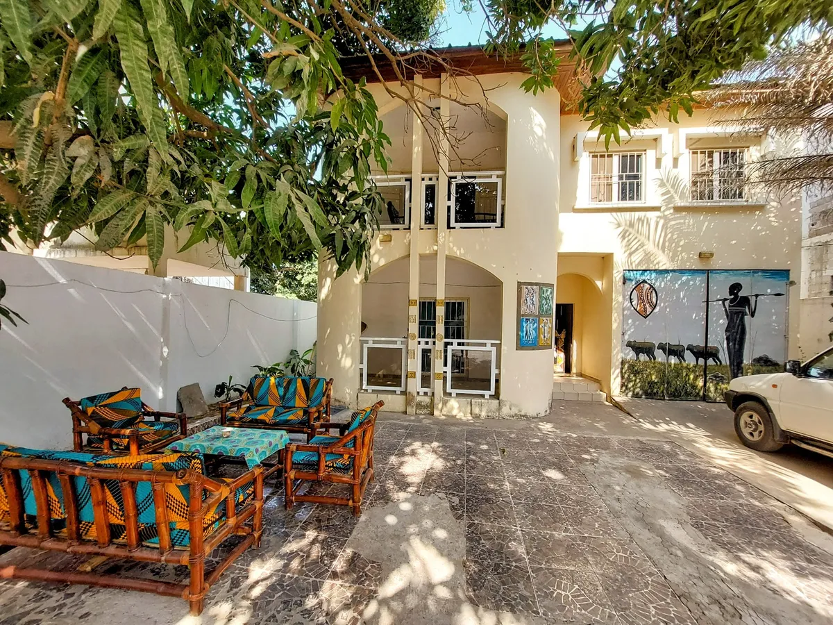 Sarawally Guesthouse, Kololi exterior view