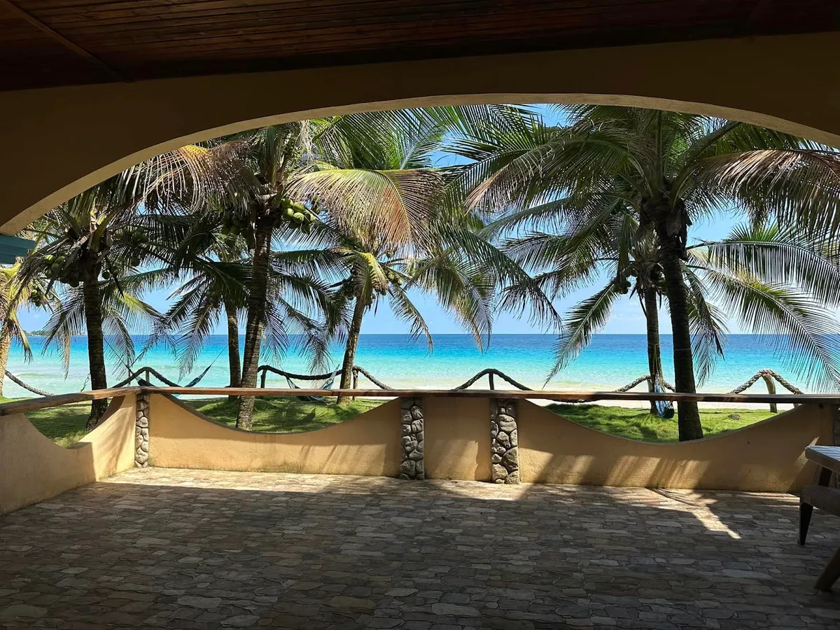 Sea Star Spa Dry Resort, Corn Islands exterior view