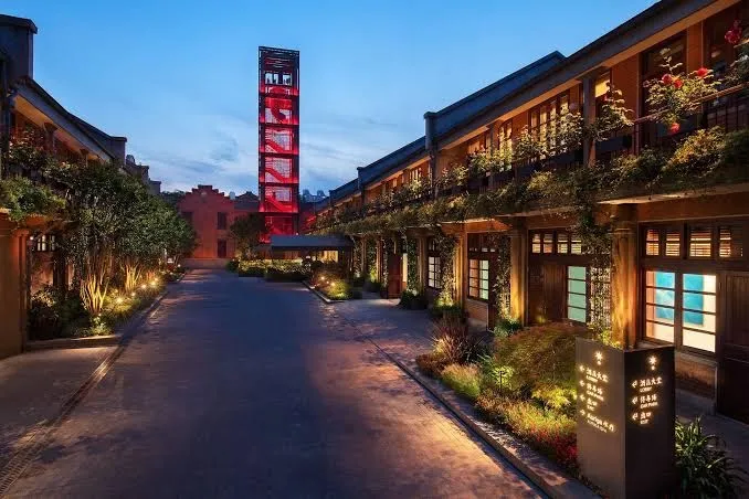 Shanghai Jianyeli Capella Hotel, Shanghai exterior view