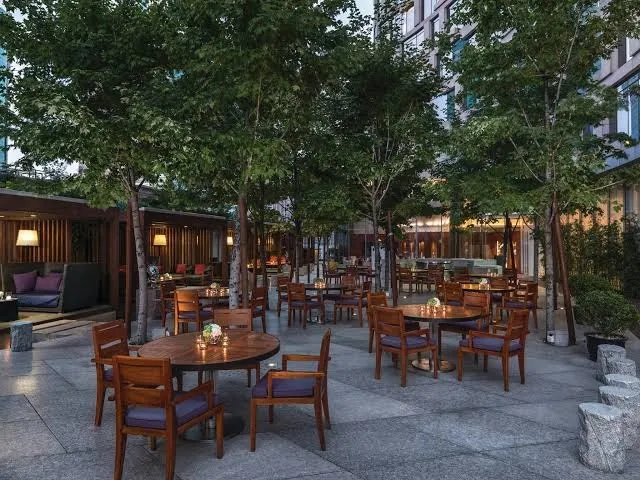 上海新天地朗廷酒店, Shanghai exterior view