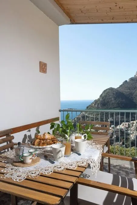 Stunning home with private parking included and views of Positano, Positano exterior view