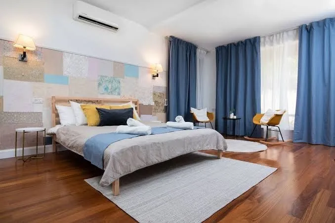 Stunning Modern 2 Bedroom Villa for 9 - Two-Bedroom Villa, Acre exterior view