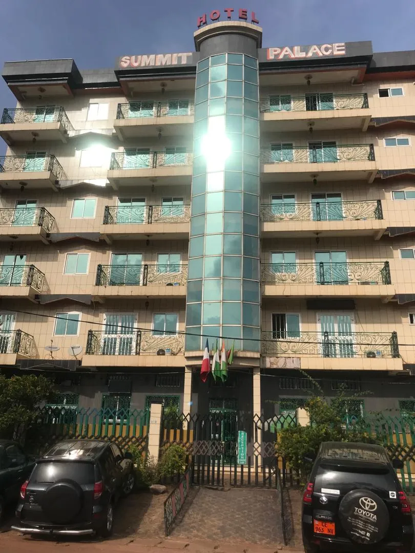 Summit palace international, Yaounde exterior view