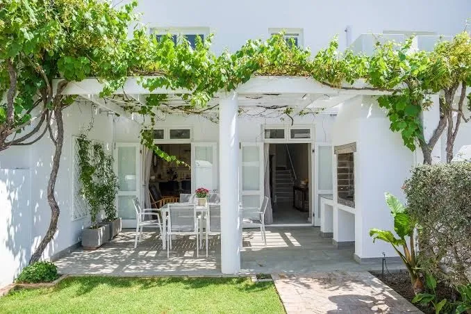Sunset Farm Stellenbosch, Stellenbosch exterior view