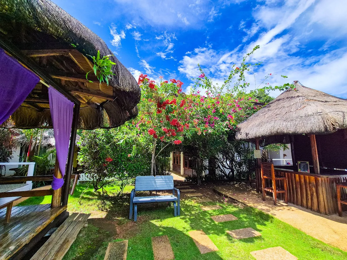 SunzEn Palawan resort(Sunz en Coron resort), Coron exterior view