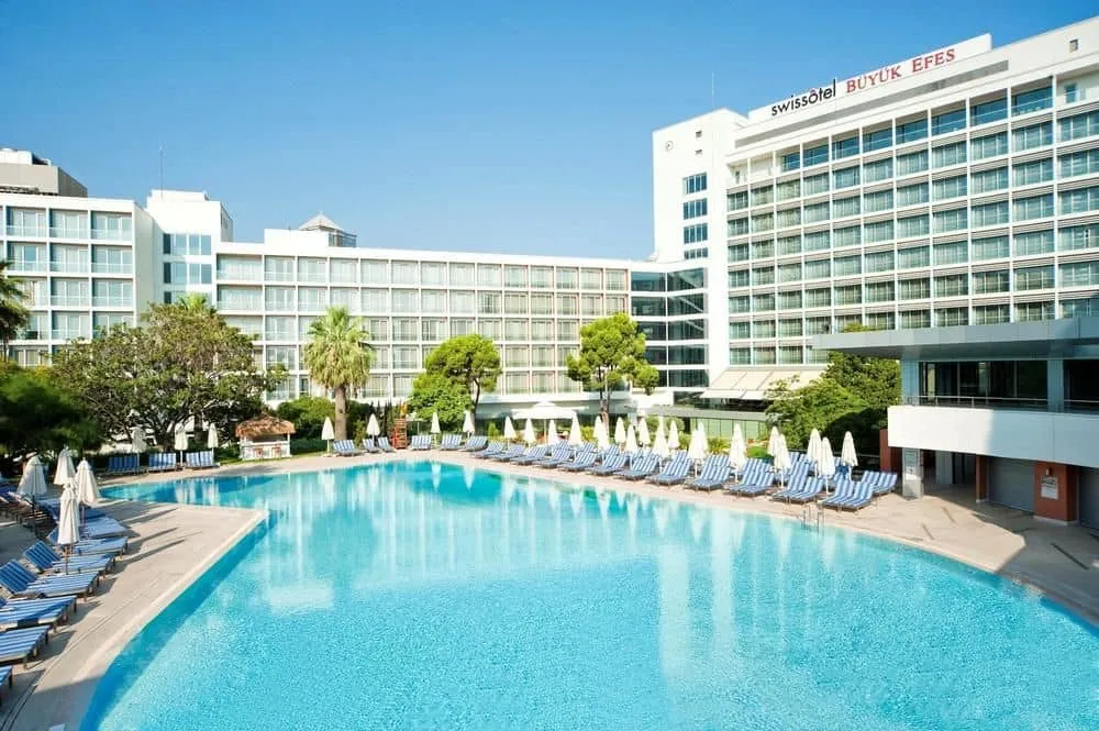Swissôtel Büyük Efes İzmir, Izmir exterior view