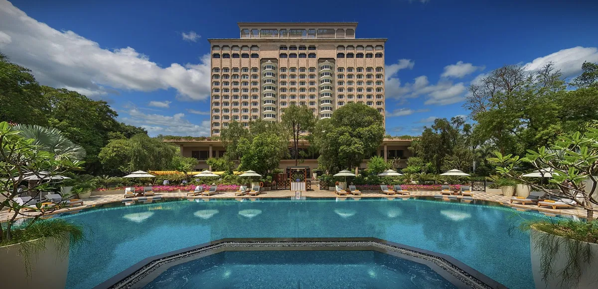 Taj Mahal, New Delhi, New Delhi exterior view