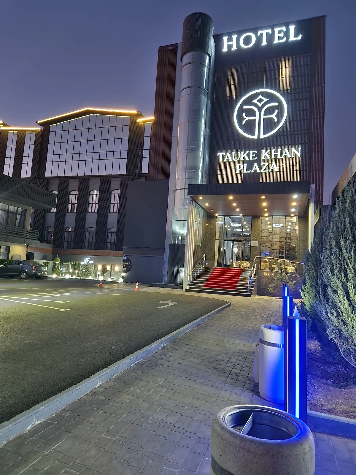 Tauke Khan Plaza, Shymkent exterior view