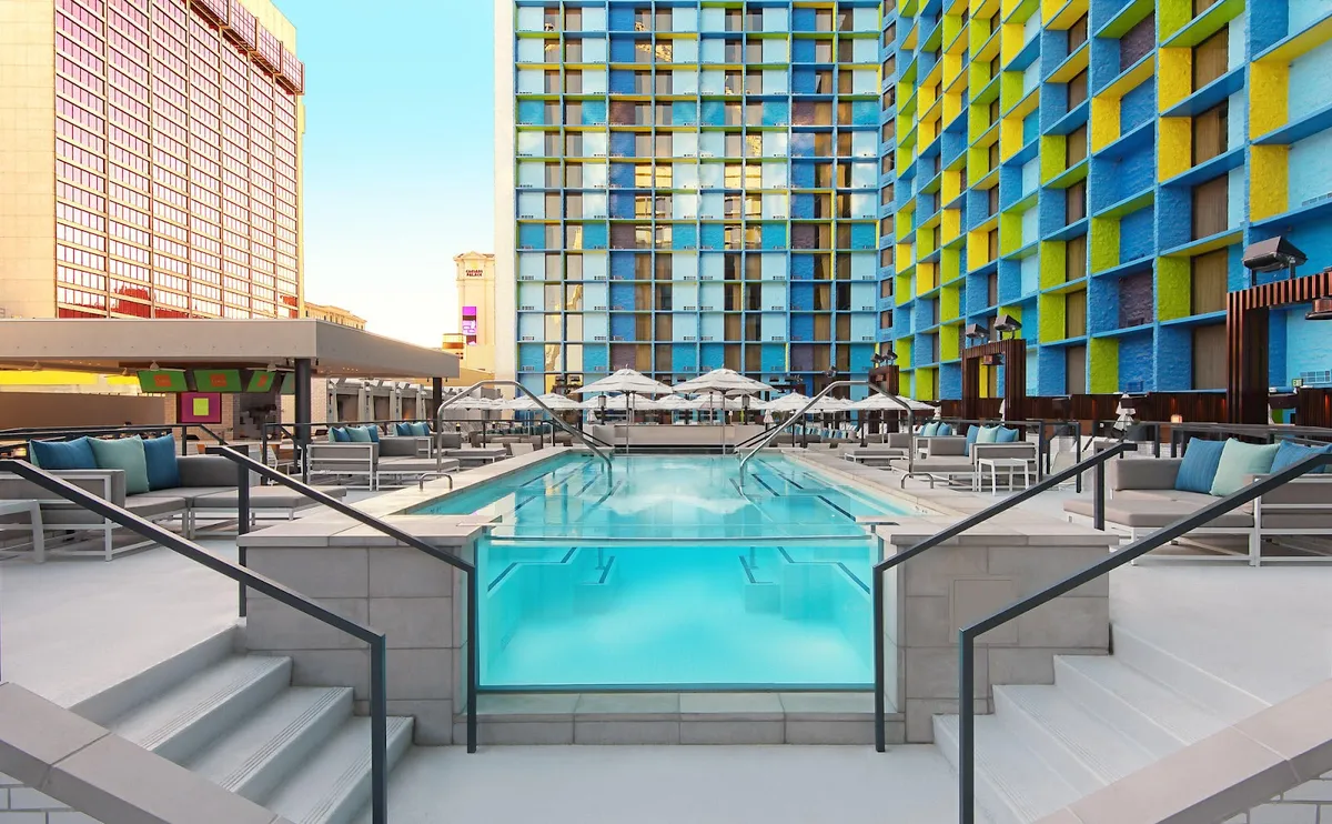 The LINQ - A Caesars Rewards Destination, St Georges exterior view