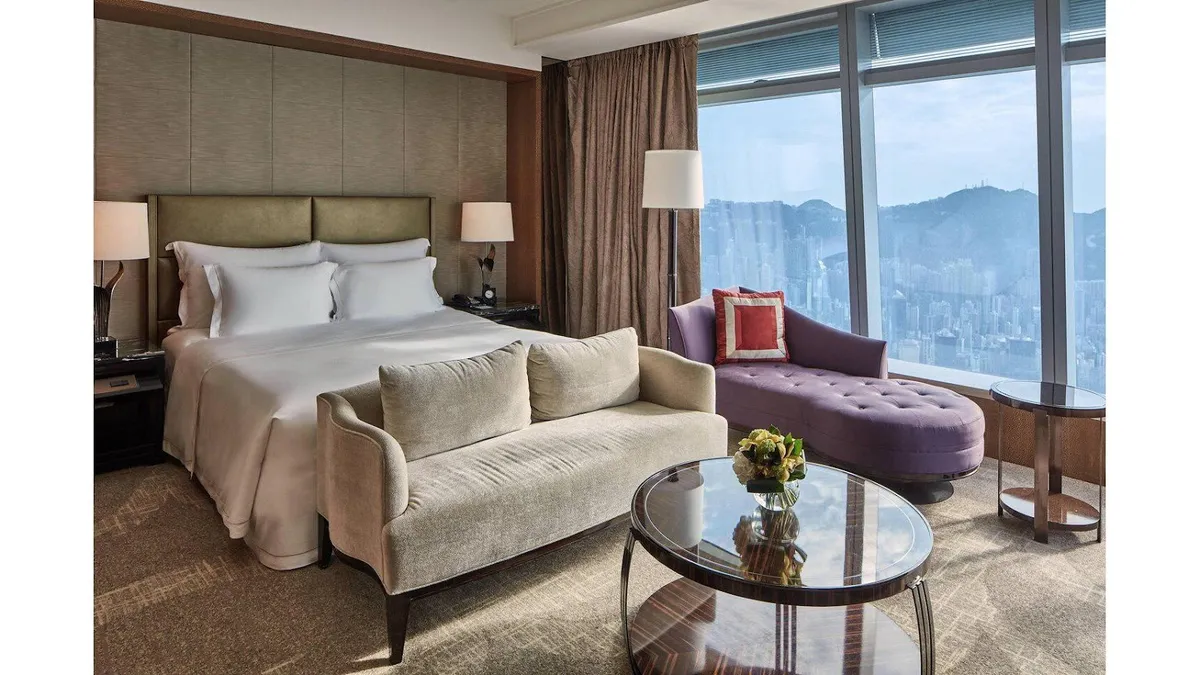 The Ritz-Carlton, Hong Kong, Kowloon exterior view