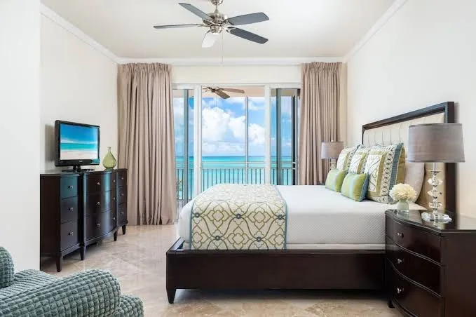 The Venetian on Grace Bay, Providenciales exterior view