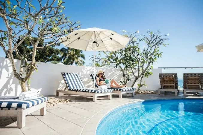 Tingirana Noosa, Noosa exterior view