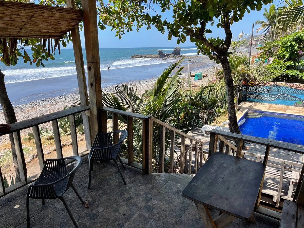 Tortuga Surf Lodge, El Tunco exterior view