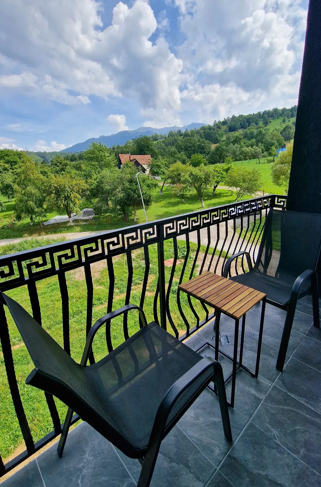 Transylvania House, Bran exterior view