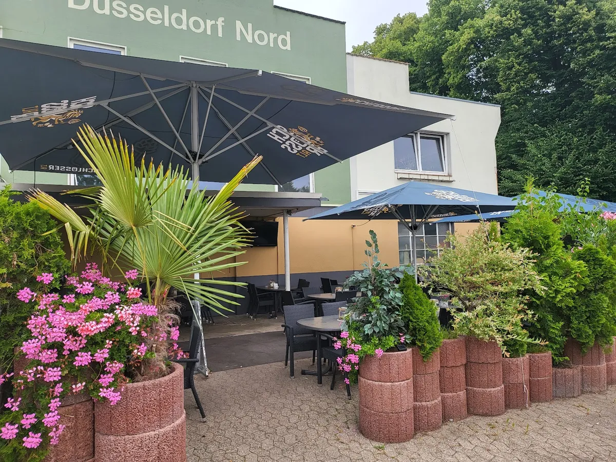 TuS-Treff, Dusseldorf exterior view