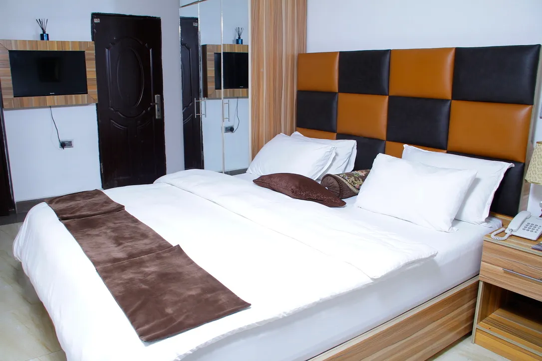 UGWIS Hotels & Suites, Calabar exterior view