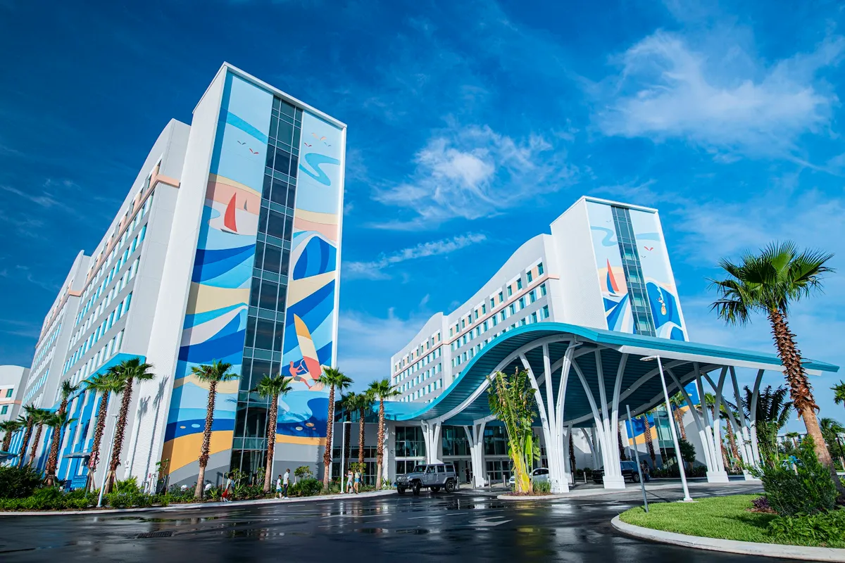Universal Endless Summer Resort. Surfside Inn and Suites, Orlando exterior view