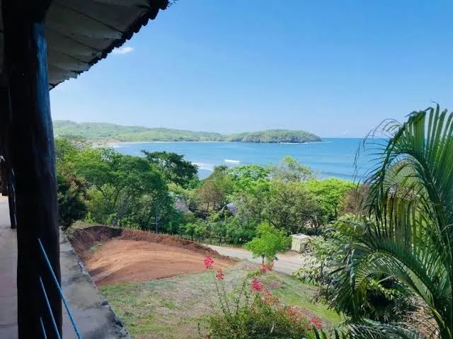 Venao Surf Lodge - Family Room with Sea View, Pedasi exterior view
