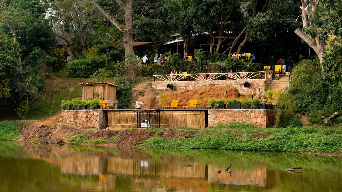 ViaVia Entebbe, Entebbe exterior view