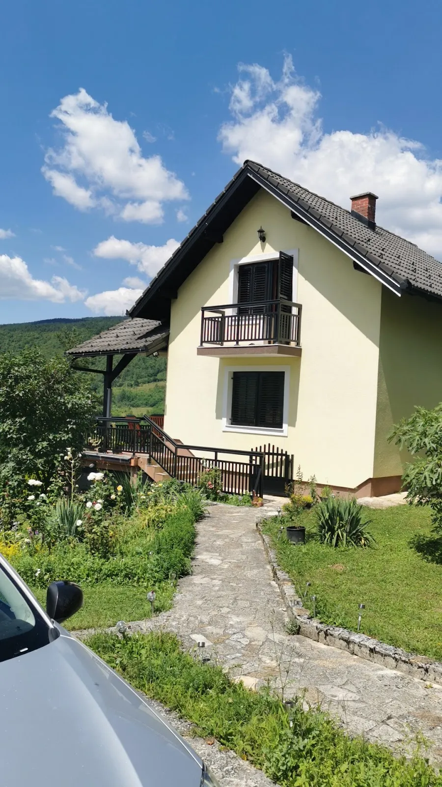 Vikendica plivsko jezero, Jajce exterior view