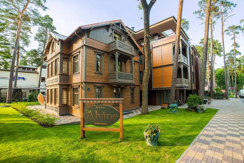 Villa Alvīne, Jurmala exterior view