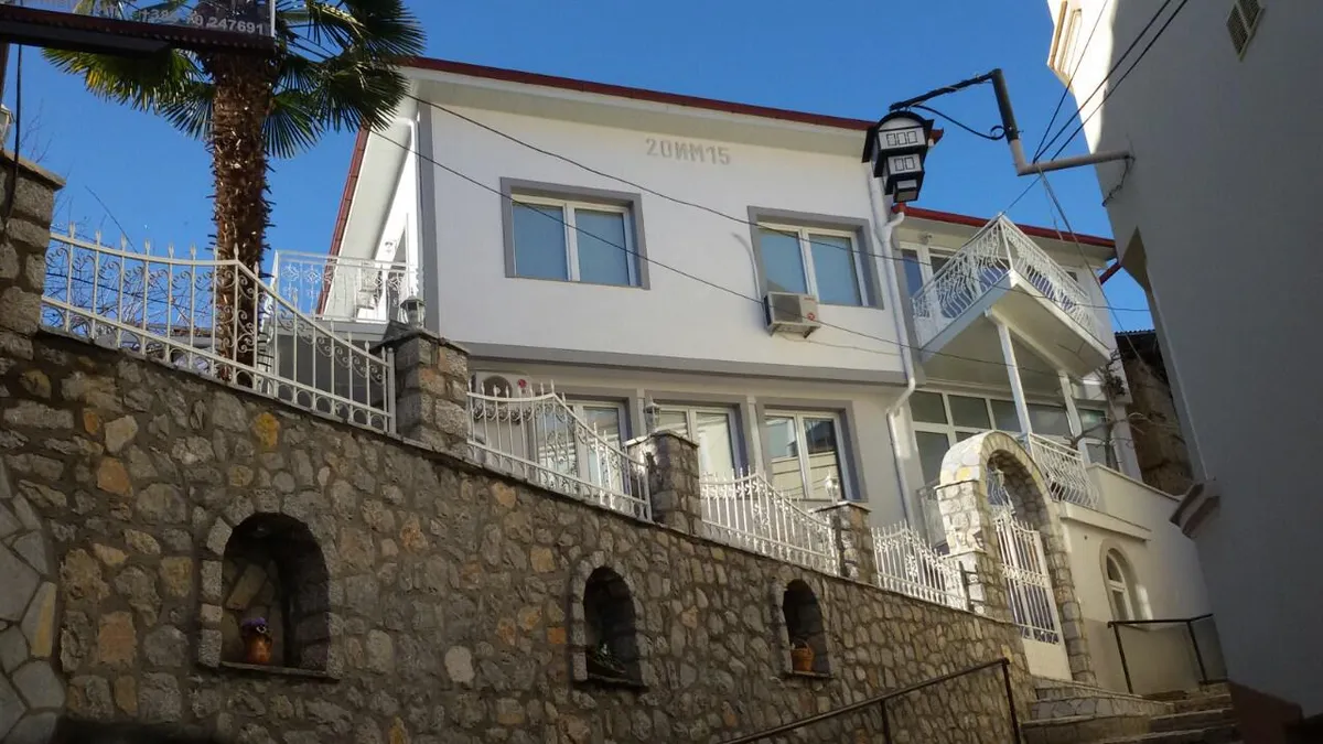 Villa Metulevi, Ohrid exterior view