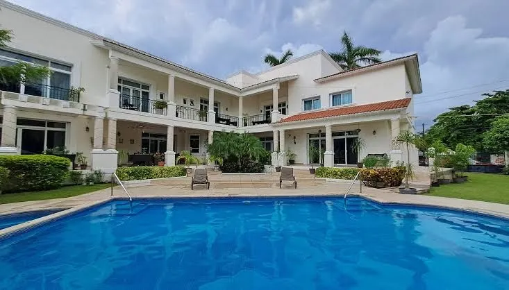 Villa Segovia, Cozumel exterior view