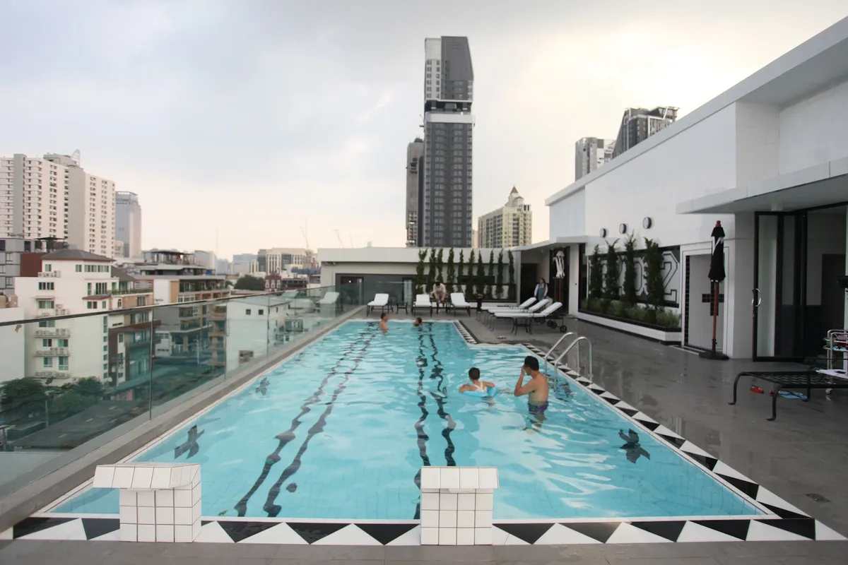 Vince Hotel Bangkok Pratunam, Bangkok exterior view
