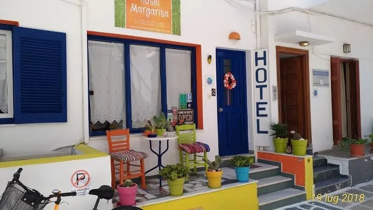 Viva Margarita hotel, Paros exterior view