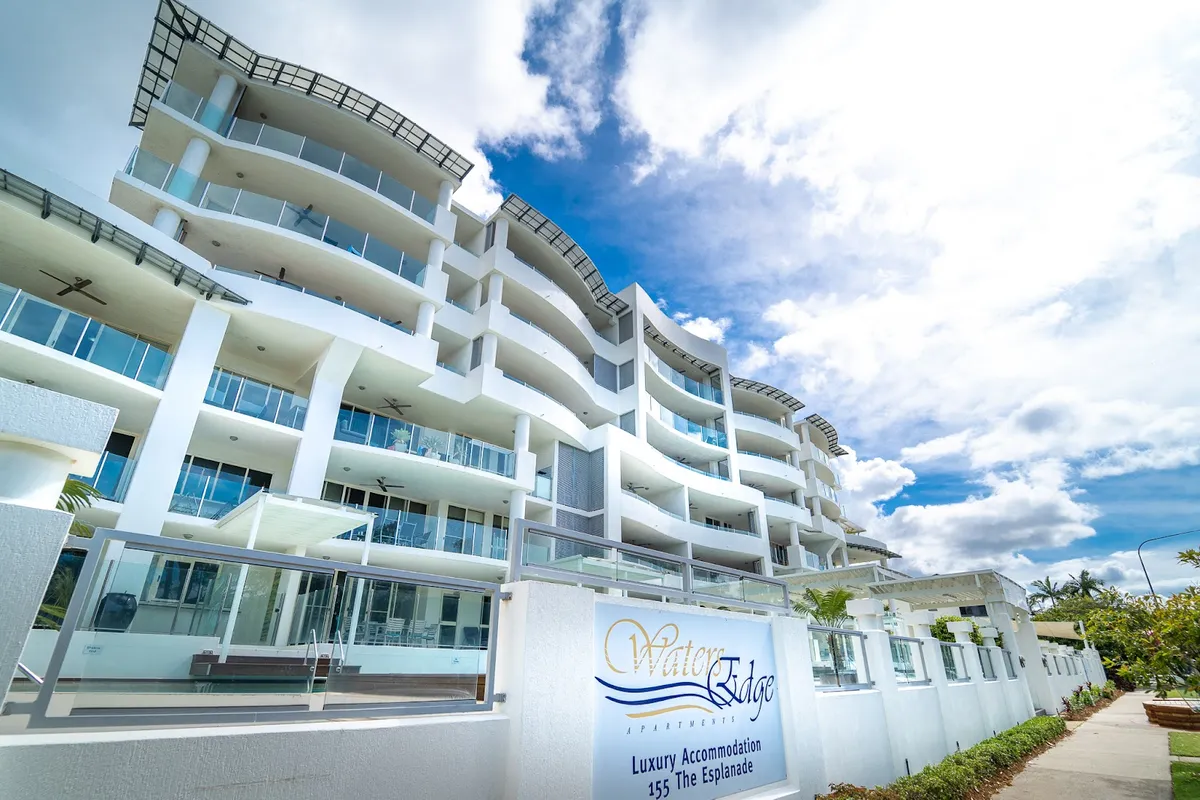 Waters Edge Apartments, Cairns exterior view